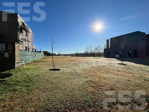 VENTA DE LOTE INTERNO EN EL NAUDIR - ESCOBAR PBA ZONA NORTE