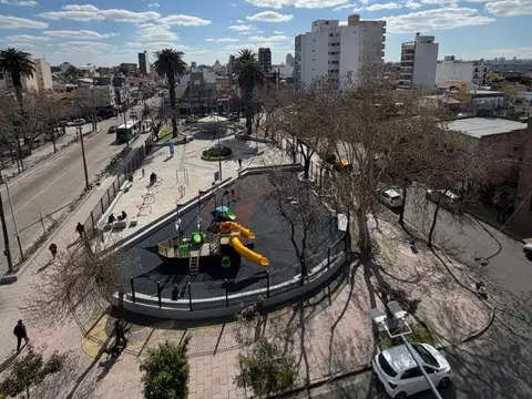 Casa en Venta con Terraza Parrilla Valentin Alsina Lanus