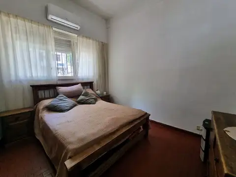 Depto Tipo Casa en Venta 64 años