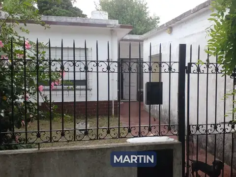 Casa en venta c/ cochera en San Clemente