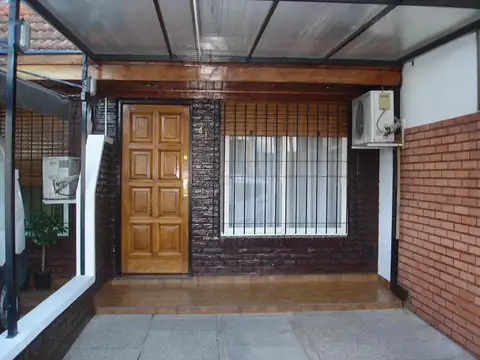 Excelente Duplex 4 amb en Venta en Morón