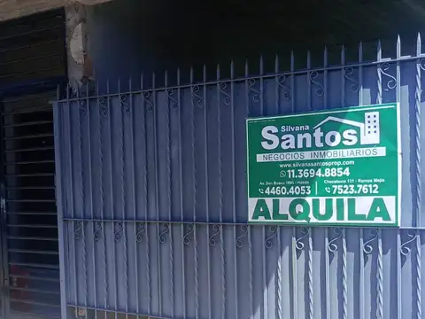 Departamento tipo casa en alquiler en Moron