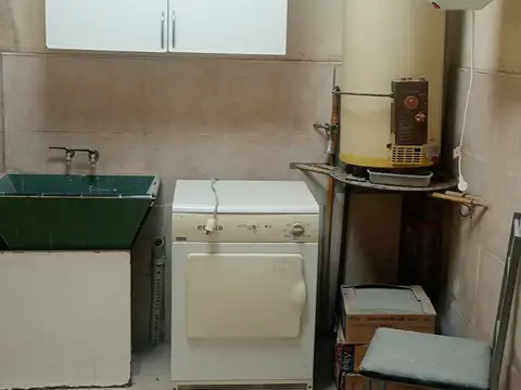 Departamento tipo casa en alquiler en Moron