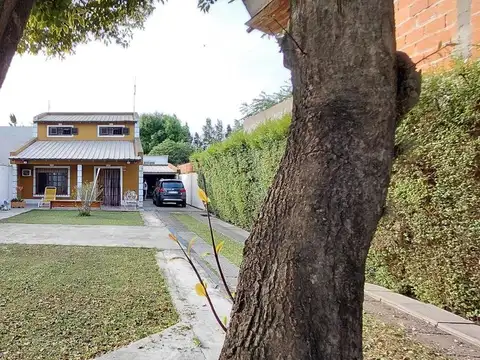 Casa en Venta con 1 cochera