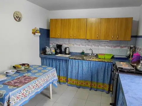 Casa 4 ambientes con 1 baño