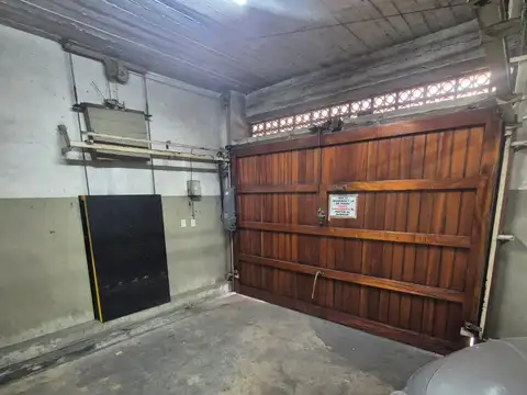 VIRGILIO 1300, Piso PB