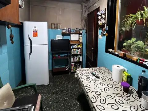 Casa 4 ambientes con 1 baño