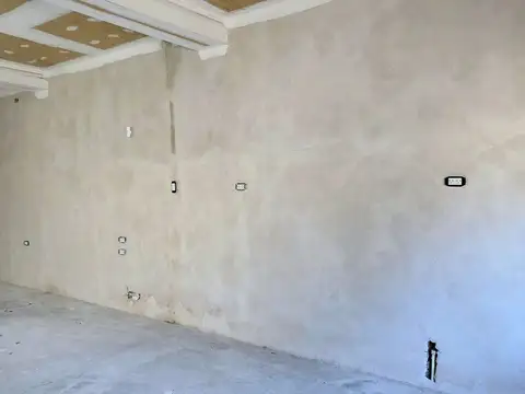 Depto Tipo Casa en Venta en Remedios de Escalada, USD 55.000