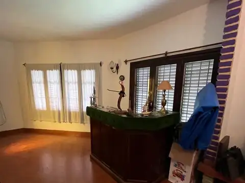 CASA EN VENTA EN GRAL RODRIGUEZ