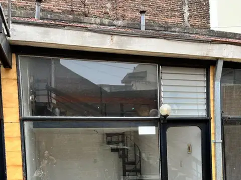 Local en Alquiler-  V. Ballester CENTRO