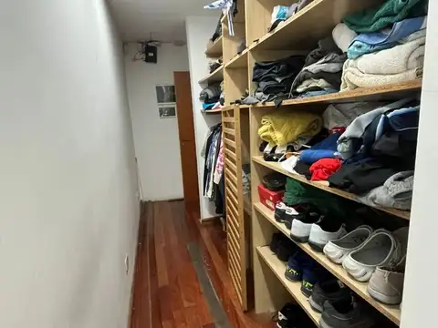 Depto Tipo Casa 6 ambientes con 3 baños