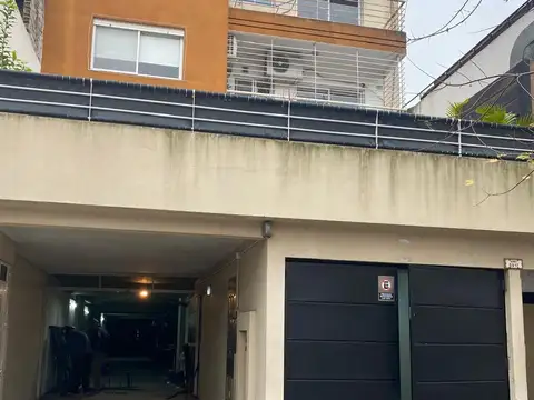 Cochera Fija-Para Moto/ auto chico-