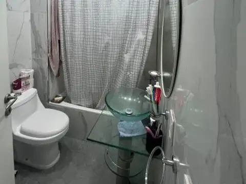 Mtro. A. D´Elia 857 , Piso 19