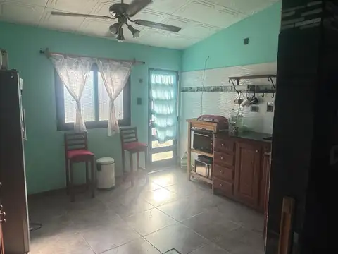 Casa 3 dormitorios en venta en Sicardi con pileta