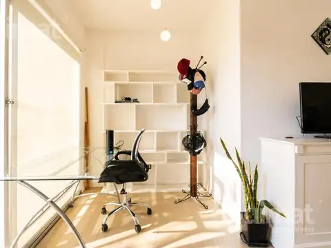 43,09 m2  UNICO SEMIPISO 2 AMBIENTES EN HAEDO APTO CREDITO A MTS ESTACION CON BALCON