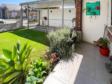 Depto Tipo Casa en Venta de 3 dormitorios