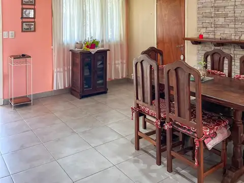 Depto Tipo Casa en Venta con 2 cocheras