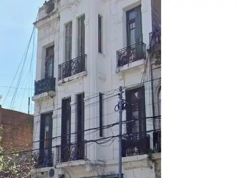 Avenida Entre Ríos 2000