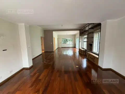 Casa en Venta en Acassuso Vias  /  Libertador, USD 800.000