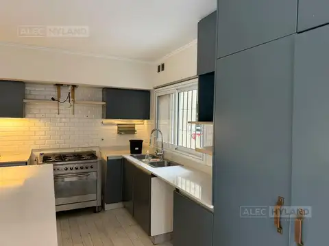 Casa en venta refaccionada en Acassuso, San Isidro