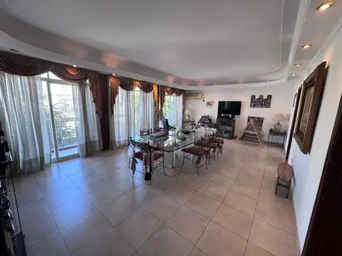 VENTA DEPOSITO EDIFICIO CORPORATIVO PATERNAL
