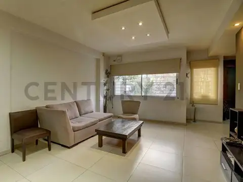 Casa 5 ambientes con 4 baños