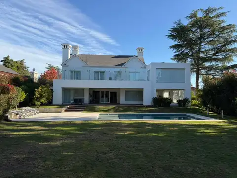 Casa en Venta de 5 dormitorios