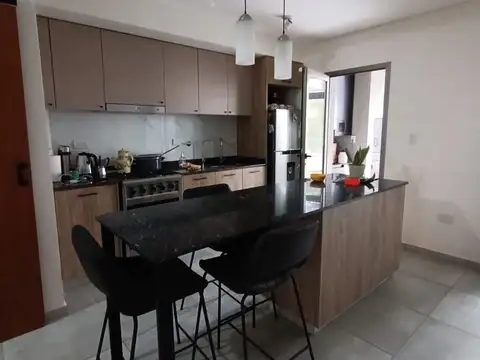 Departamento 4 ambientes con 1 baño