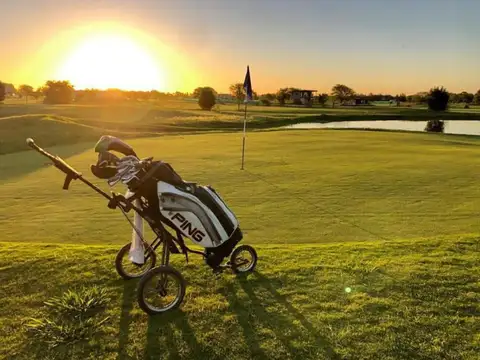 Rbs. Lote Interno Al Golf En Venta, Medal C.c, Pil