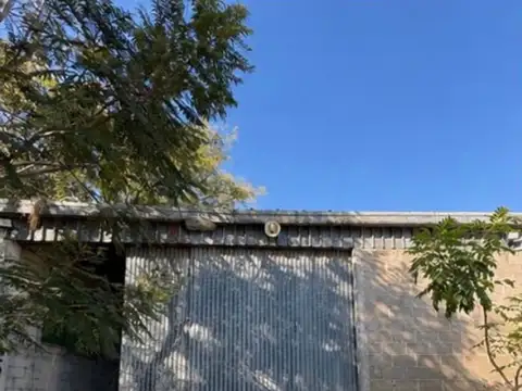 GALPÓN EN VENTA SOBRE AVENIDA LUJAN 