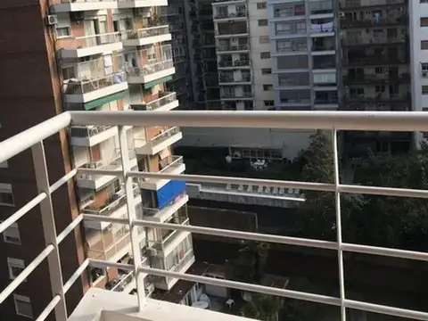 Gorostiaga 1700, Piso 12