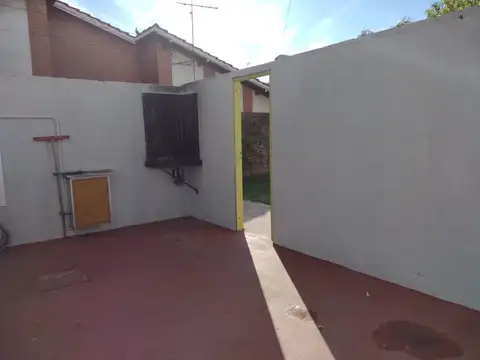 Av 12 de octubre 2200