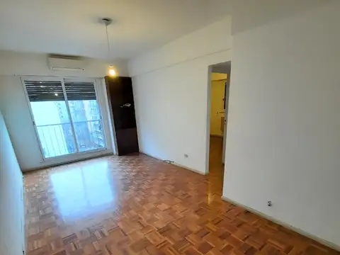 Franklin Delano Roosevelt 2800, Piso 6