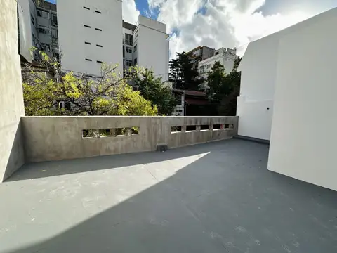 Casa en Alquiler en Villa del Parque, $ 1.500.000