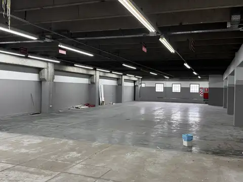 AV. BARTOLOMÉ MITRE al 3800