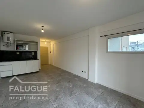 Departamento en Alquiler en Villa Ballester, $ 490.000