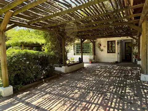 Casa 5 ambientes con 3 baños