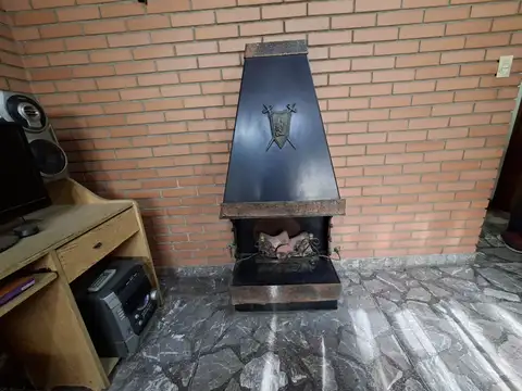 VENTA - OPORTUNIDAD - CASA 4 AMBIENTES