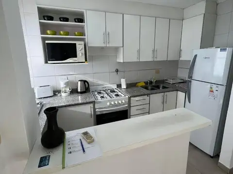 Departamento en Alquiler con 1 cocheras