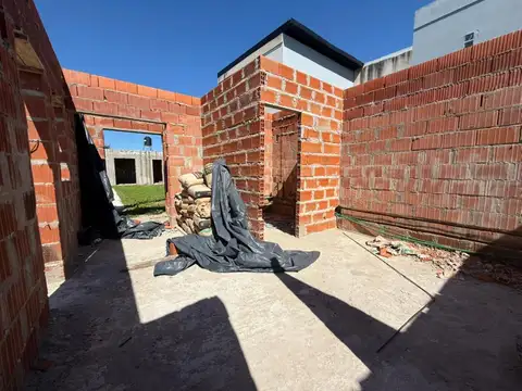 Terreno en Venta 30  mts Fondo