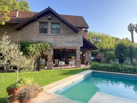 Casa en Venta de 5 dormitorios