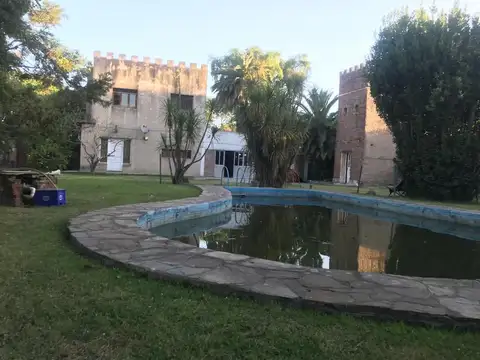 Casa 4 ambientes con 1 baño