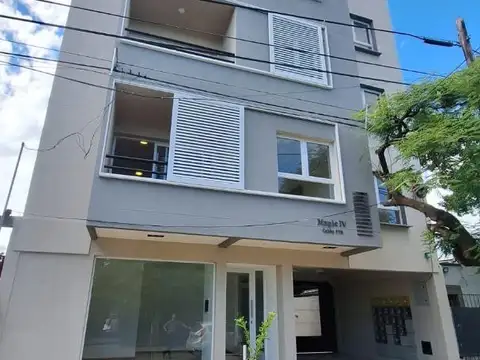Colon 975