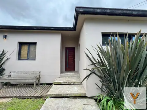 Casa en Venta en Abasto, USD 100.000