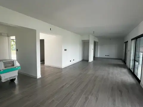 Casa en Venta al Oeste