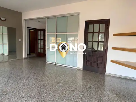 Depto Tipo Casa 3 ambientes con 2 baños
