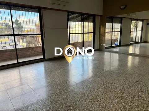 Depto Tipo Casa en Alquiler de 3 ambientes