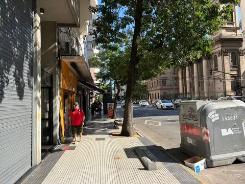 Local en Venta en San Nicolás, USD 245.000