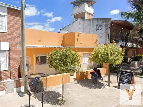 Saavedra e/ Vélez Sarsfield y Manuel Martínez