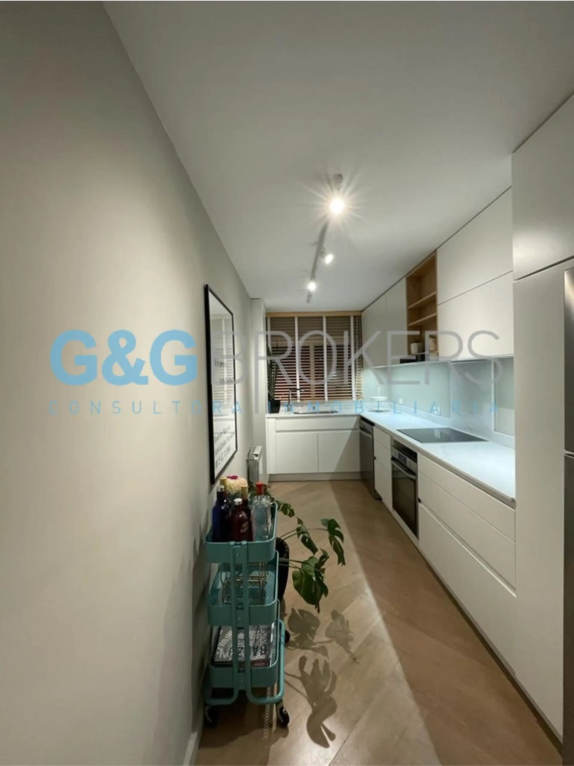 Departamento 2 amb, 72m² con cochera y pileta — Playa Chica